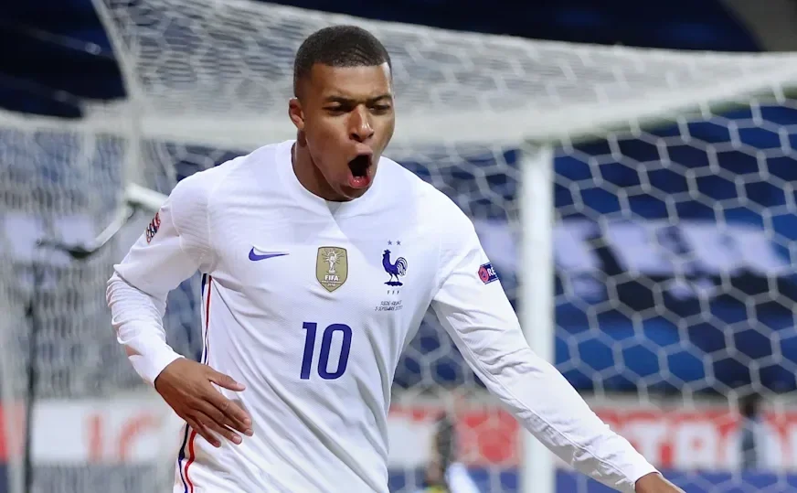 Kylian Mbappe Representing France : International Career